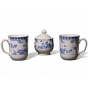 Набор из двух кружек с сахарницей 3 предмета Rose Cluster Blue Claytan