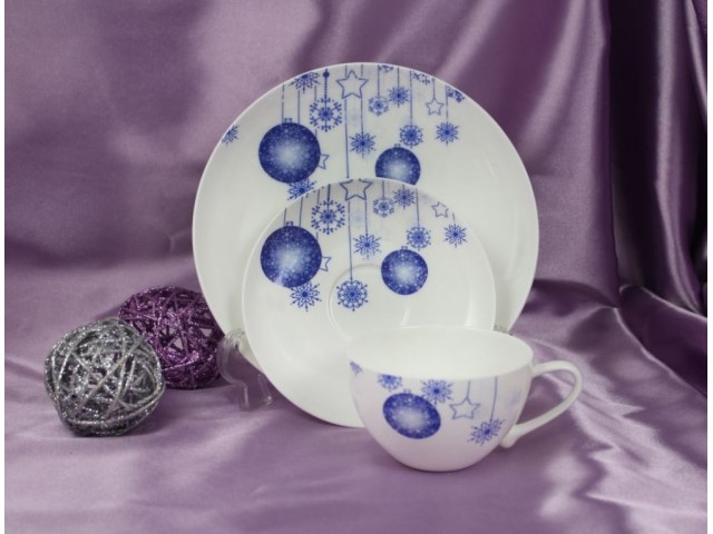 Подарочный набор посуды Новый год тарелка 21 см и чайная пара (синий) 200 мл