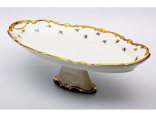 Блюдо овальное на ножке Мейсенский цветок Weimar Porzellan 50 см