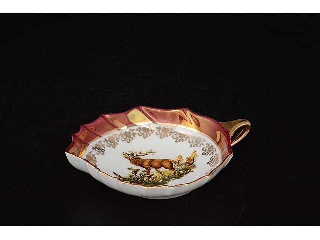 Салатник Лепесток 16 см Охота красная Корона Queens Crown