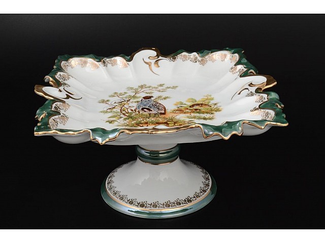 Блюдо квадратное 32 см на ножке Охота зеленая Queens Crown