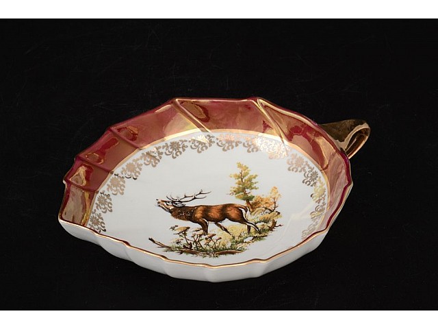 Салатник Лепесток 19 см Охота красная Корона Queens Crown