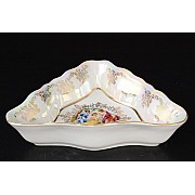 Салатник треугольный Мадонна перламутр Корона Queens Crown 19 см