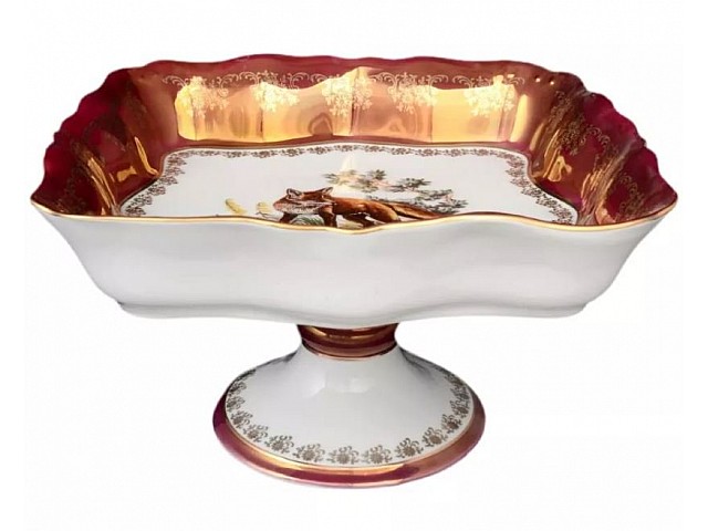Салатник квадратный на ножке Охота красная Queens Crown 29 см
