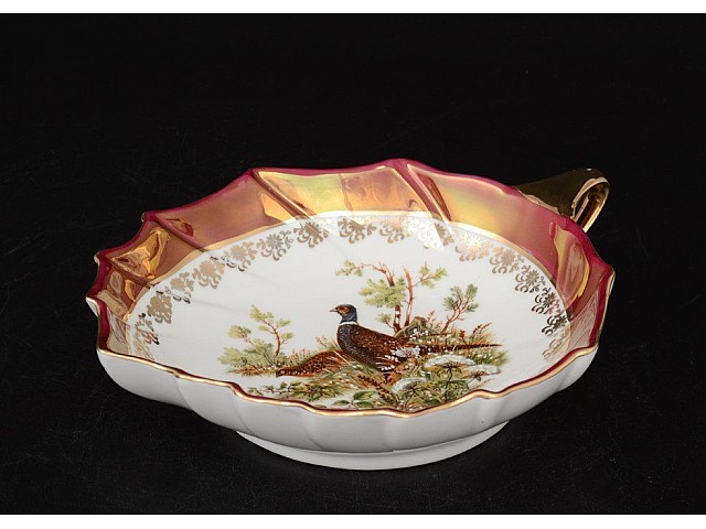 Салатник Лепесток 22 см Охота красная Корона Queens Crown