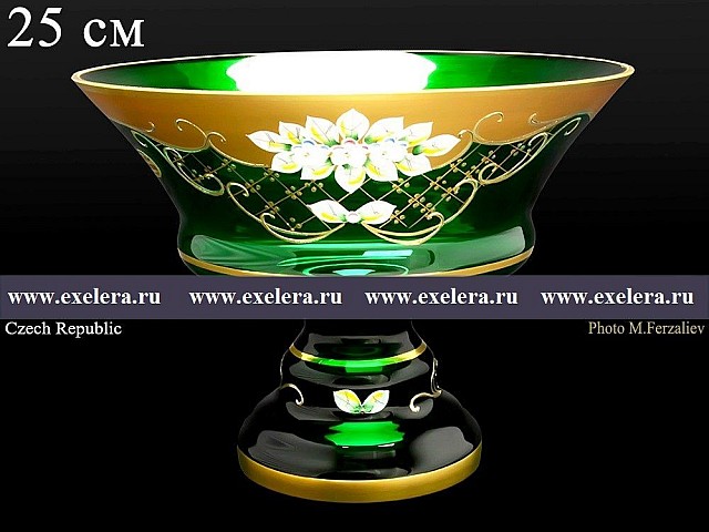 Фруктовница на ножке 25 см Bohemia Лепка Зеленая B-L