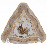 Салатник треугольный 19 см Queen's Crown Охота Бежевая