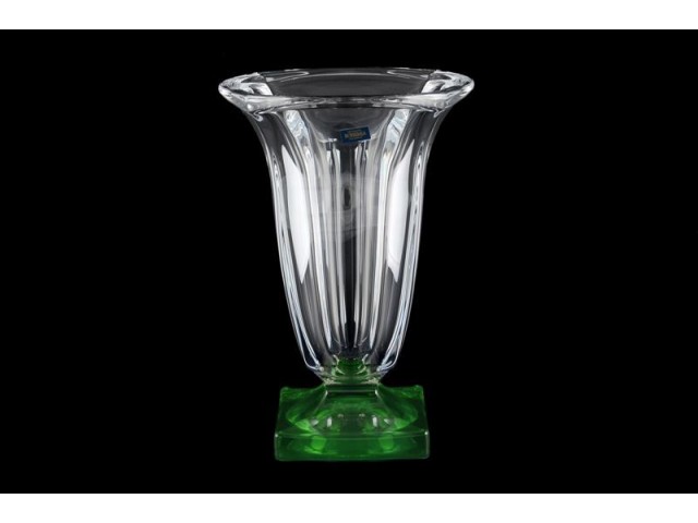 Ваза для цветов 29 см зеленая Magma Crystalite Bohemia