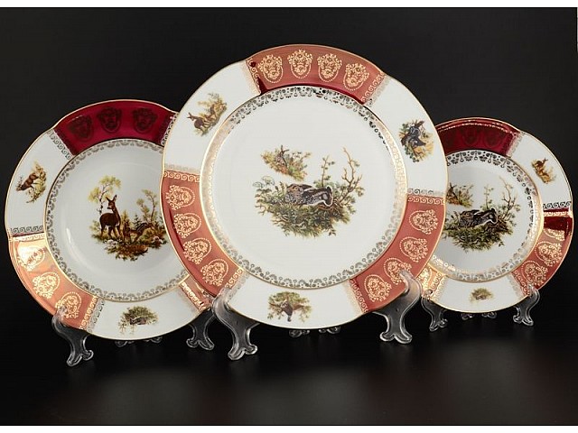 Набор тарелок Охота Красная Барокко Royal Czech Porcelain на 6 персон 18 шт