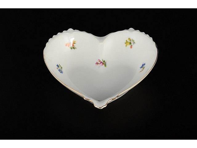 Конфетница сердце 15 см Мелкие цветы отводка золото Корона Queens Crown