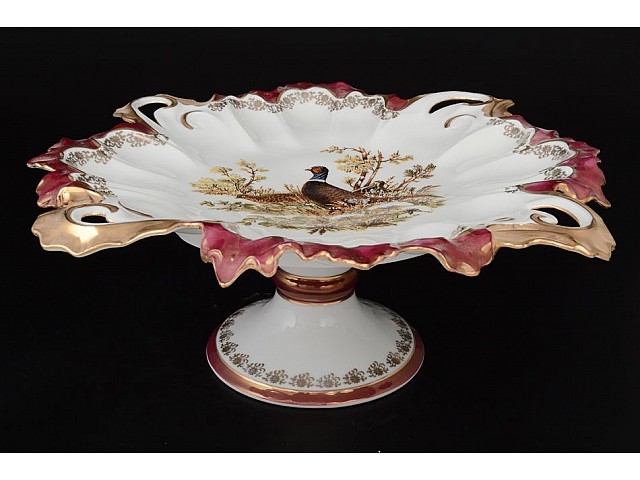 Блюдо фигурное квадратное 33 см на ножке Охота красная Корона Queens Crown