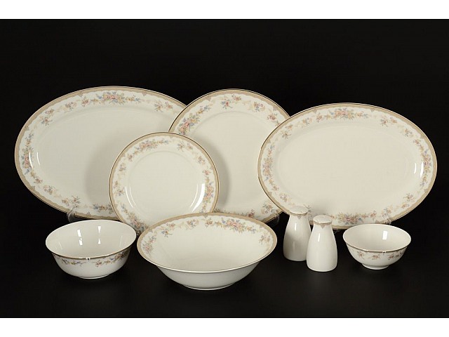 Столовый сервиз Наслаждение Royal на 12 персон