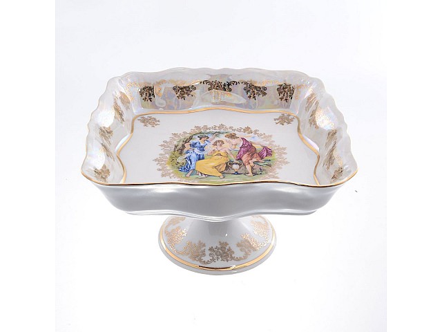 Салатник квадратный на ножке Мадонна перламутр Queens Crown 29 см