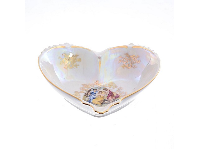 Конфетница сердце 15 см Мадонна перламутр Корона Queens Crown Конфетница сердце 15 см Мадонна перламутр Корона Queens Crown