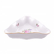 Салатник треугольный Полевой цветок Корона Queens Crown 19 см