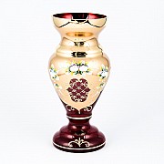 Ваза для цветов И-В красная Bohemia Crystal на ножке 25 см