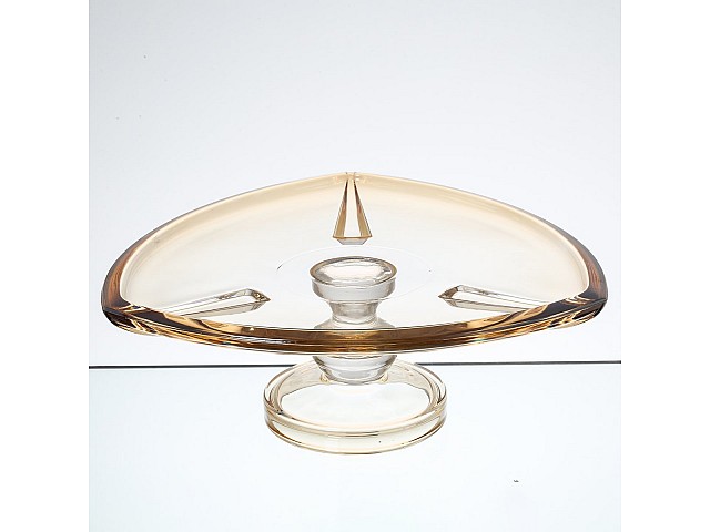 Фруктовница на ножке