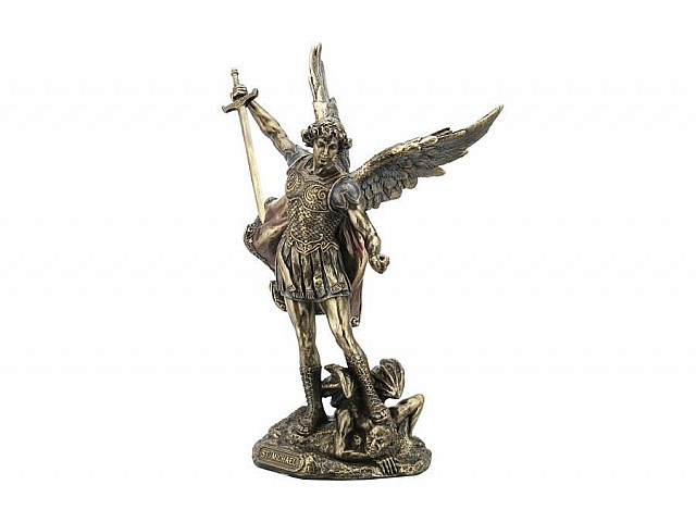 Статуэтка Святой Михаил с мечем