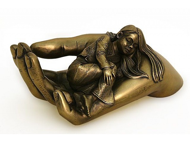 Статуэтка Забота о дочери