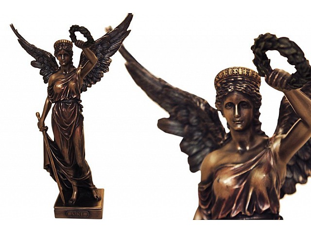 Статуэтка Ника