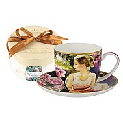 Чашка с блюдцем Девушка с книгой Carmani