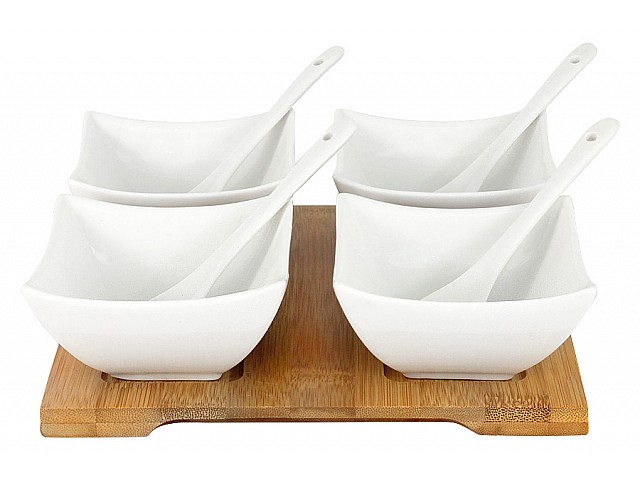 Набор для закуски Белая коллекция Maxwell & Williams: 4 салатника на подносе