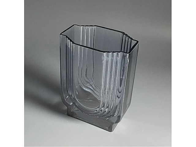 Декоративная ваза для цветов 21 см прямоугольная Vase Lenardi серая