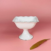 Квадратная фруктовница 18 см на ножке Агата Lenardi