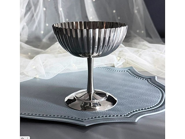 Креманка на ножке рифленая Steel Lenardi Креманка на ножке рифленая Steel Lenardi