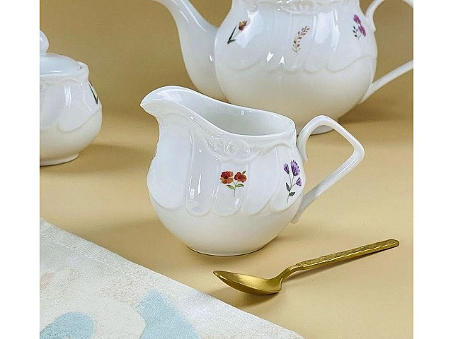 Молочник Крокус Lenardi