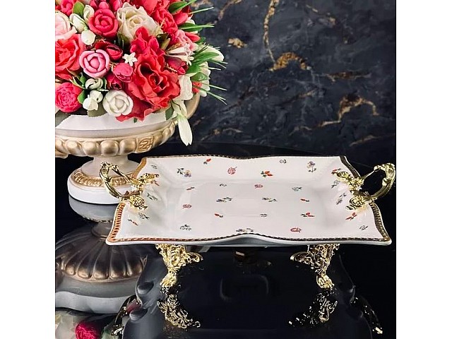 Блюдо квадратное 28 см Годжи Lenardi на ножках с ручками