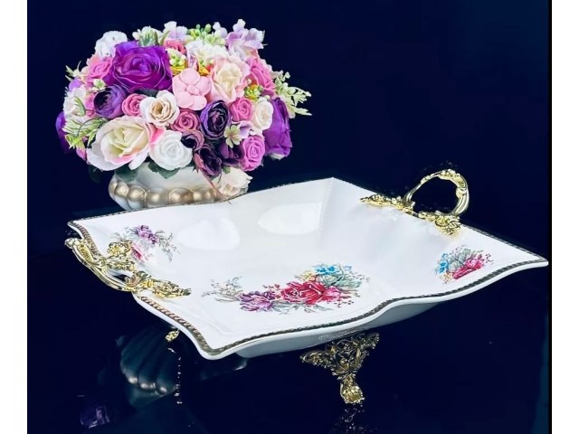 Блюдо квадратное 34 см Астория Lenardi на ножках с ручками