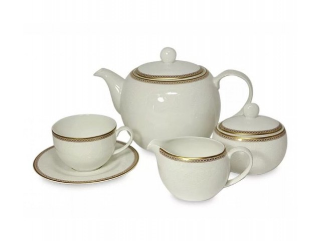Сервиз чайный Золотая вышивка Royal Bone China на 6 персон 17 предметов