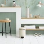 Мусорный бак newicon 3 л Миндальный Brabantia