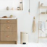 Мусорный бак newicon 20 л Миндальный Brabantia