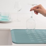Силиконовый коврик для сушки посуды Sink Side Мятный Brabantia
