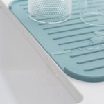 Силиконовый коврик для сушки посуды Sink Side Мятный Brabantia