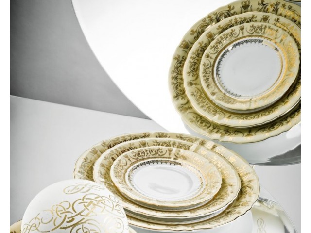 Тарелка мелкая 25см Rudolf Kampf Национальные Традиции 238С