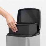 Прямоугольный мусорный бак Brabantia 10л стальной полированный